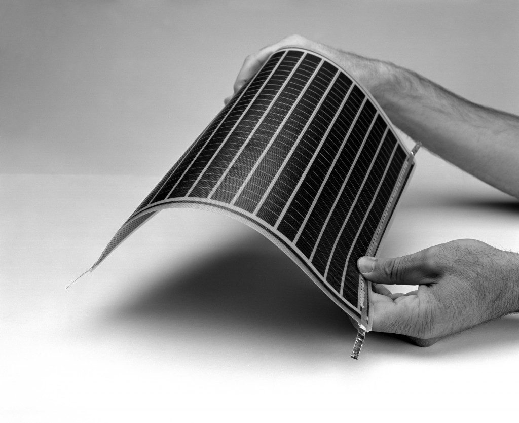 Figure 4. Thin-film solar PV modules, such as this one made with amorphous silicon, can be deposited on a variety of low-cost substrates, including glass and flexible plastic sheets. Credit: Warren Gretz / NREL.
