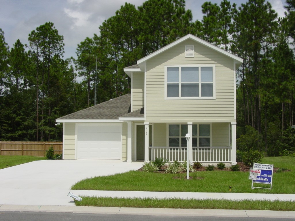 Homes in the North Point at Ironwood community were built to FGBC and ENERGY STAR® standards. (Credits: Jeff Michael)